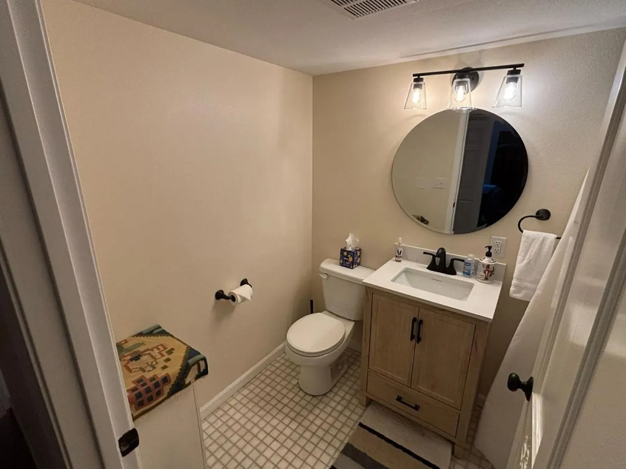 The Burke House On 19Th - 2 Bed 1 Bath Apartment Seattle